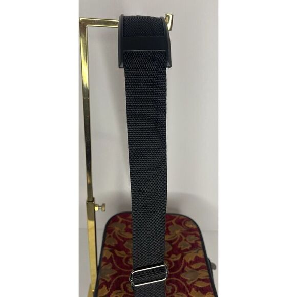 Raviani Red And Gold Tapestry Cosmetic‎ Bag - Picture 6 of 13